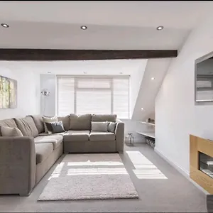 The Loft At Mayfield, Apartment