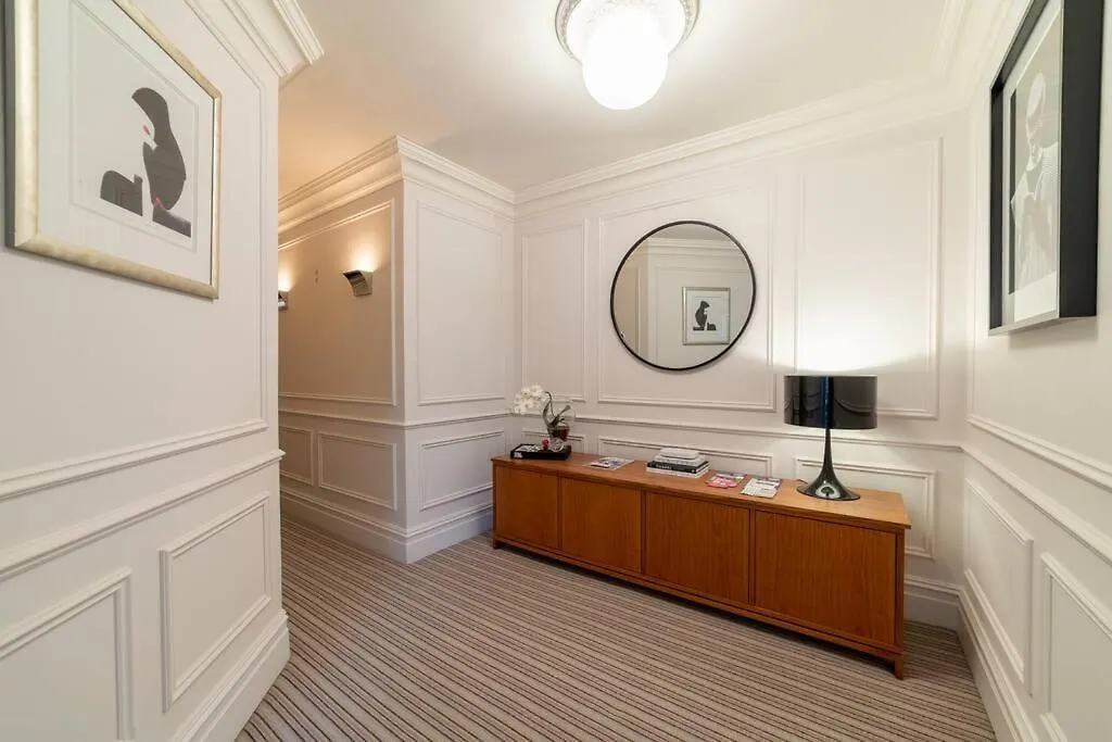 הרוגייט Westcourt By Rmg Apartments 0*,